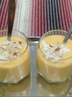 મેંગો કસ્ટર્ડ પુડિંગ (Mango Custard Pudding Recipe In Gujarati) રેસીપી મુખ્ય ફોટો