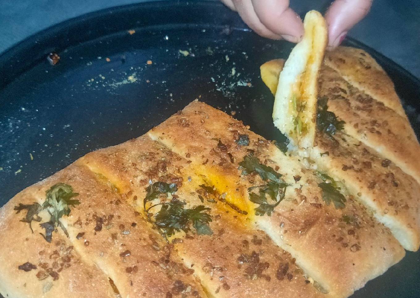 Buttery cheesee garlic bread