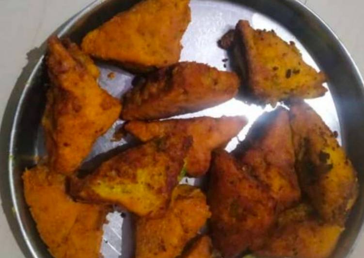 Step-by-Step Guide to Prepare Any-night-of-the-week Bread Pakoda