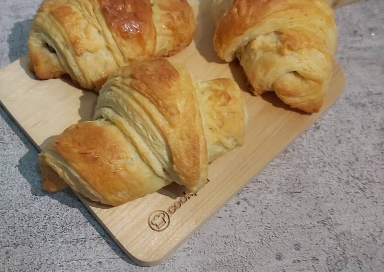 Mini Chocolate Croissant