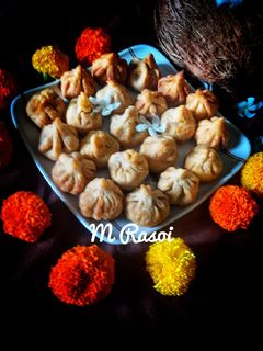 पुरणाचे मोदक(तळणीचे मोदक) (purnache modak recipe in marathi) रेसिपी चे मुख्य फोटो