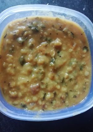 A picture of Arhar daal khichdi.