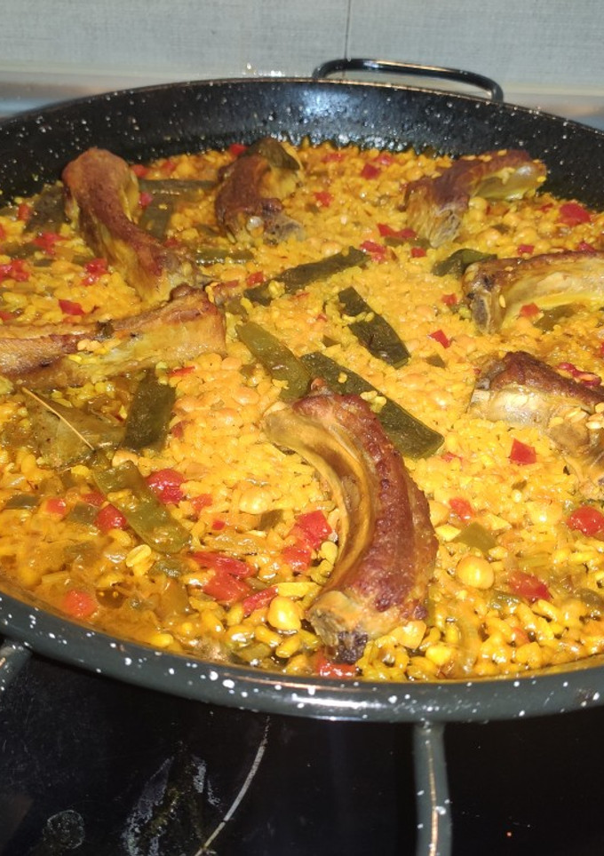 Una foto de Arroz de costillas al horno