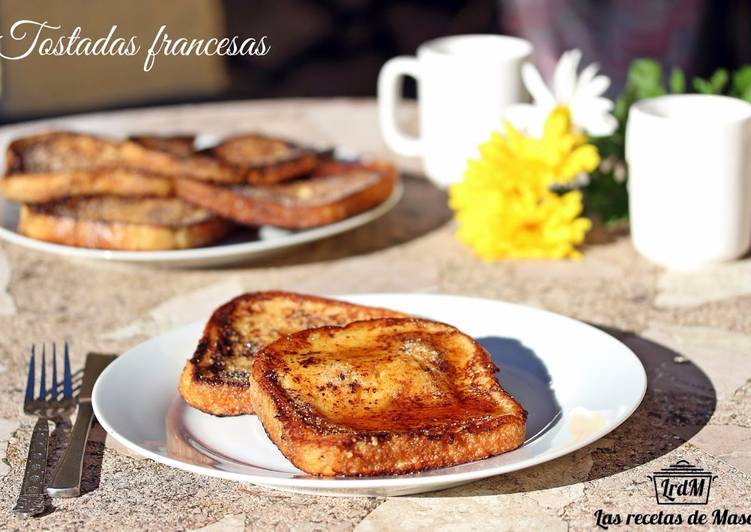 Tostadas francesas (French toast)