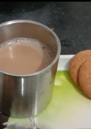 मसाला चाय रेसिपी मुख्य फोटो