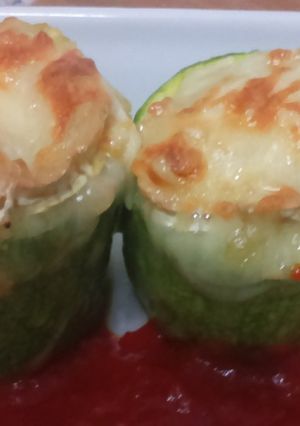 Una foto de Calabacines rellenos al horno