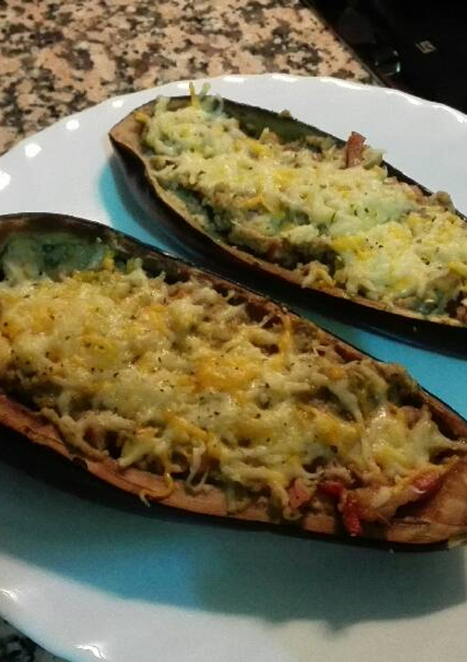 Una foto de Berenjenas rellenas de atún y beicon