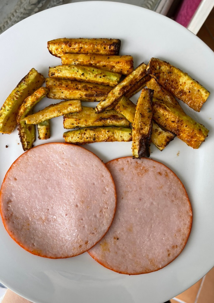Una foto de Bastones de calabacín especiados en airfryer