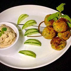 A picture of Falafel.