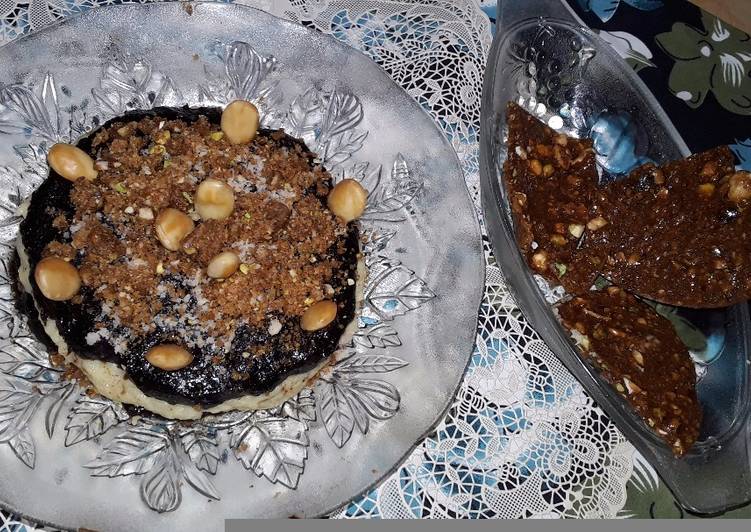 Simple Way to Prepare Any-night-of-the-week Butterscotch Crunchy Munchy khajur Anjeer Halwa
