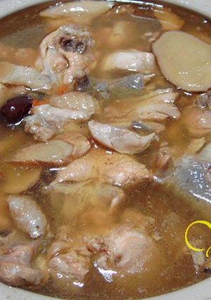 私房麻油雞湯 的食譜成品照片