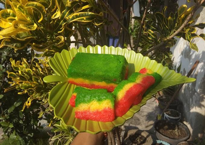 Rainbow cassava cake (Kue Singkong)