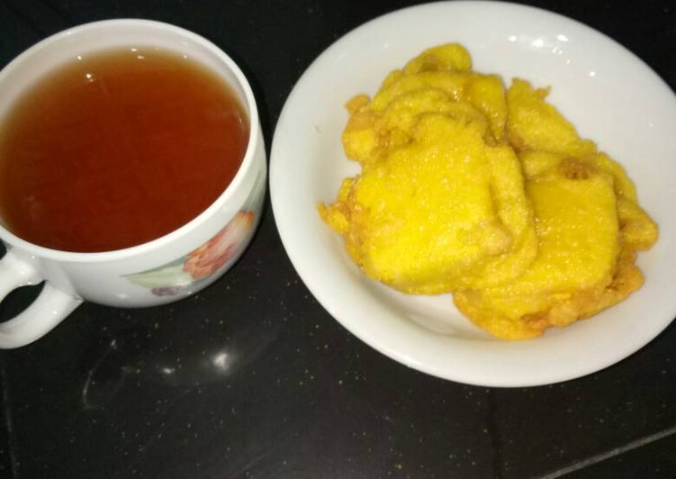 Resep Mendoan tahu ditemani teh manis oleh Fifi Royan - Cookpad