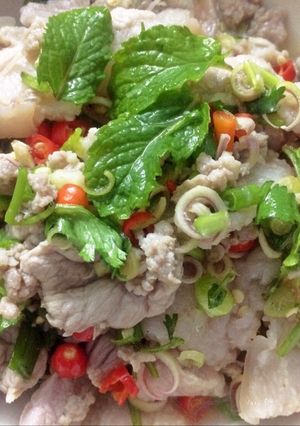 รูปของ หมูขยำส้ม