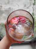 Kombucha strawberry
