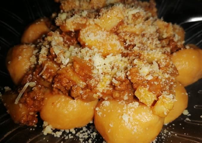 Ñoquis de boniato rellenos
