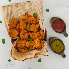 A picture of Chana Dal Vada.