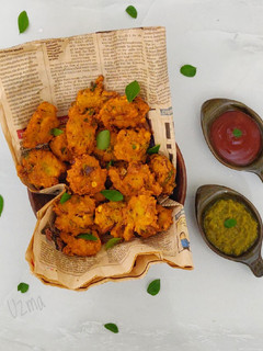 A picture of Chana Dal Vada.