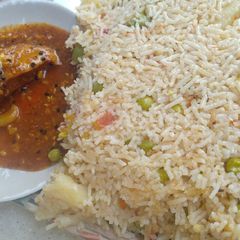 A picture of Pulao Aalu matar.