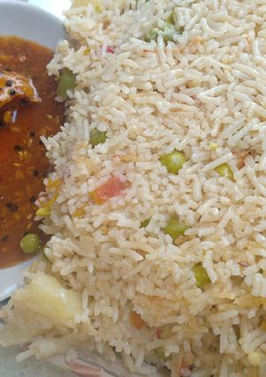 A picture of Pulao Aalu matar.