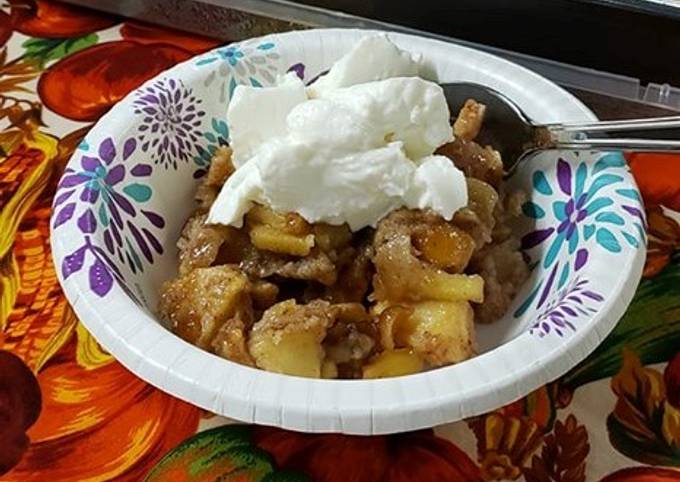 Easy Apple Crisp with Vanilla Yogurt