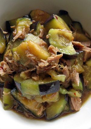A picture of Microwaved Eggplant & Tuna (Sweet Soy).