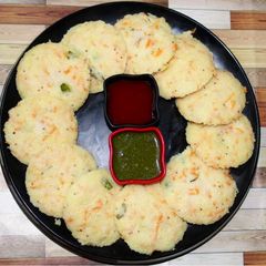 A picture of Veggie Rava Idli.