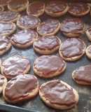 Galletitas cubiertas con glaseado de chocolate 🍫😃