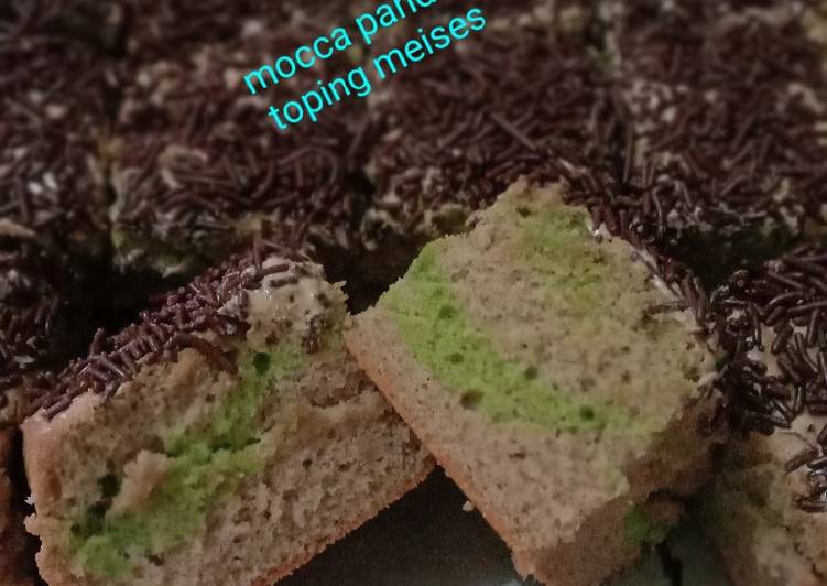 Resep Bolu mocca pandan topping meises, Lezat