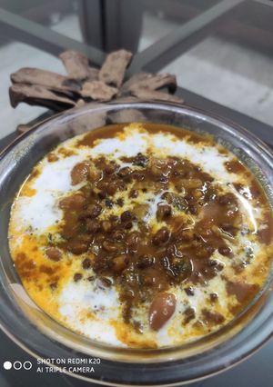 A picture of Dal makhani.