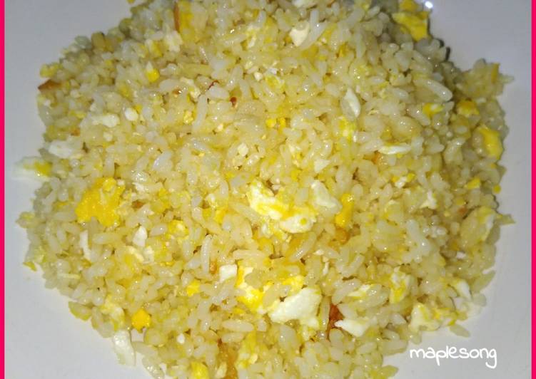 6Resep: Egg Butter Fried Rice yang Enak