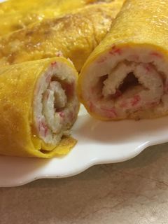 Hình của món Trứng cuộn thanh cua.