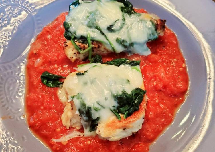 Steps to Prepare Perfect Spinach &amp; Mozzarella Chicken