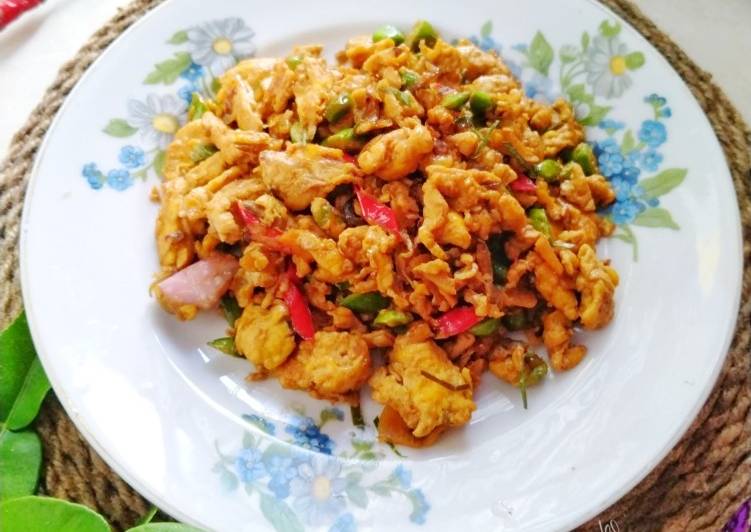 Orak Arik Telur Pete Aroma Daun Jeruk Orak Arik Telur Pete Aroma Daun Jeruk