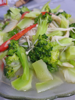 Foto resep Tumis brokoli + jamur enoki