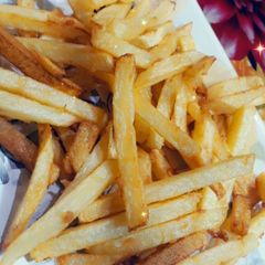A picture of Crispy french fries.