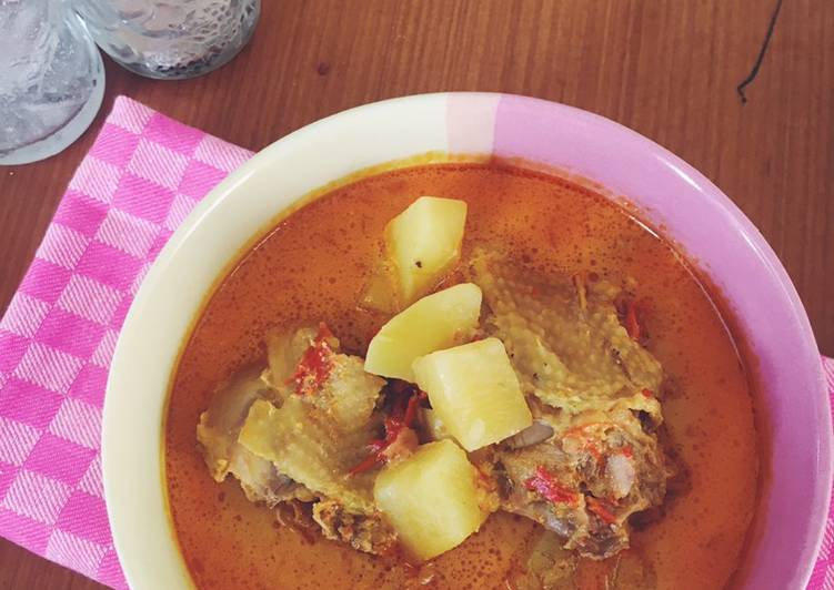 Gulai Ayam Kentang