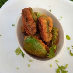 A picture of Mirchi Vada | Mirch Pakora | Street Food.