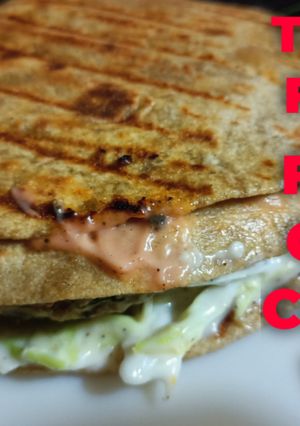 A picture of Tick-tock famous wraps.