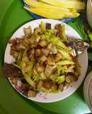 Cá rô phi chiên mắm cóc