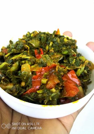 A picture of Green Vegetable Sauce.