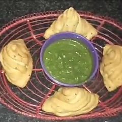 A picture of Designer Samosa.