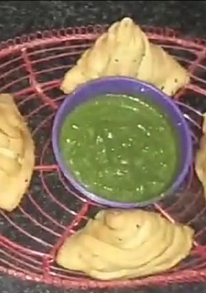 A picture of Designer Samosa.