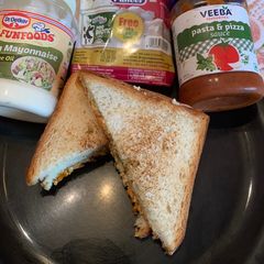 A picture of Panner sandwich two ways.