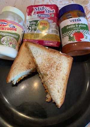 A picture of Panner sandwich two ways.