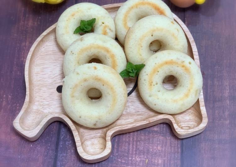 Rahasia Menyiapkan Banana yoghurt donuts (u anak) Kekinian