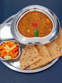 રસાવાળા મગ (Rasavala Moong Recipe In Gujarati) રેસીપી મુખ્ય ફોટો
