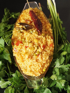 ઘઉં ના ફાડા ની વેજીટેબલ ખીચડી (Broken Wheat Vegetable Khichdi Recipe In Gujarati) રેસીપી મુખ્ય ફોટો