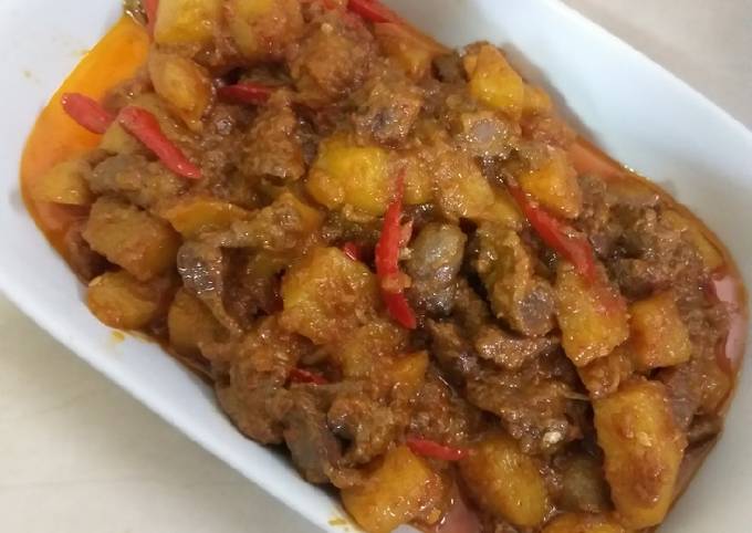 16. Sambel Goreng Kentang Ati Ayam