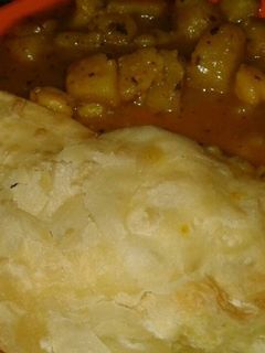 उरद दाल कचोरी (Urad dal kachori recipe in Hindi) रेसिपी मुख्य फोटो